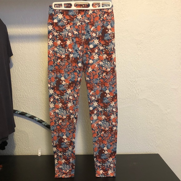 Lularoe leggings - Picture 2 of 3